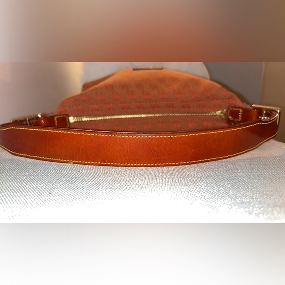 Dooney & Bourke Vintage handbag-burnt orange w/ Leather shoulder - Picture 6 of 11